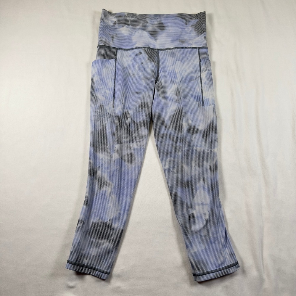 Athleta Salutation Stash Pocket II Capri Leggings Women's XS Blue Black Stripe